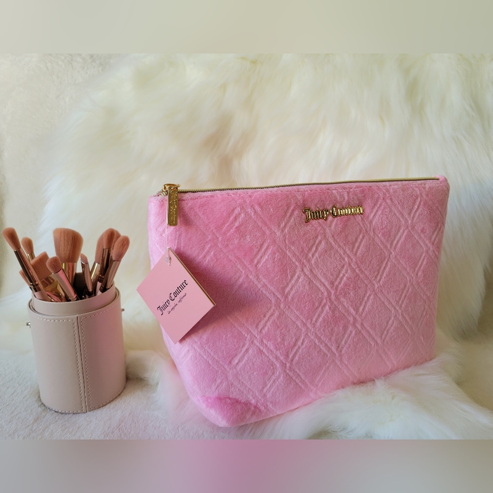 💄👛JUICY COUTURE PINK VELOUR COSMETIC MAKE-UP BAG💄👛